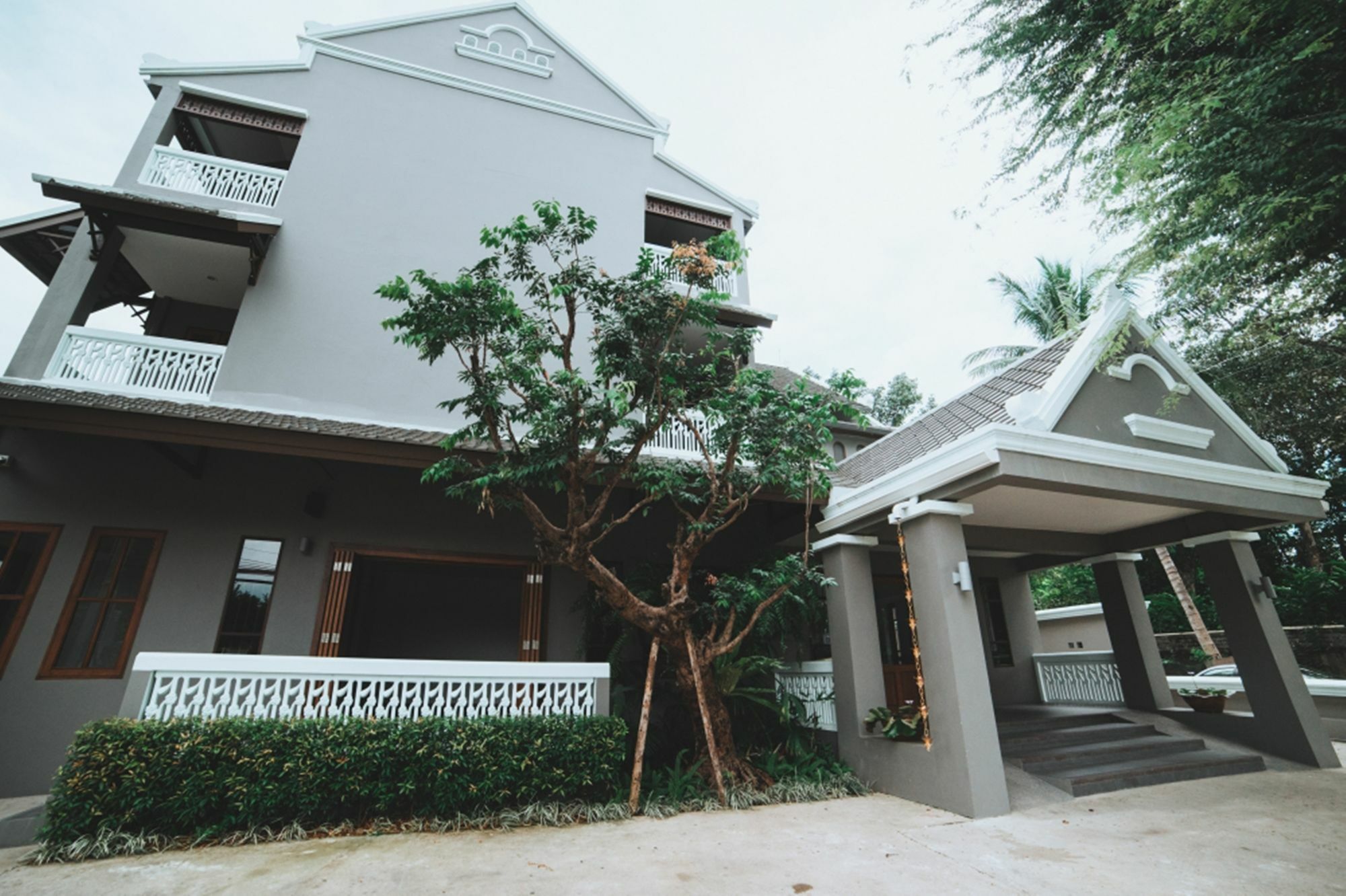 Nasaraan Boutique Hotel Чиангмай Екстериор снимка